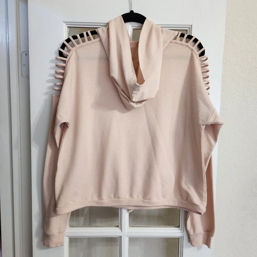Forever 21 Peachy Pink Cropped Hoodie Ladder Cutout Shoulders Small